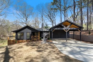 562PrestageRd-Front